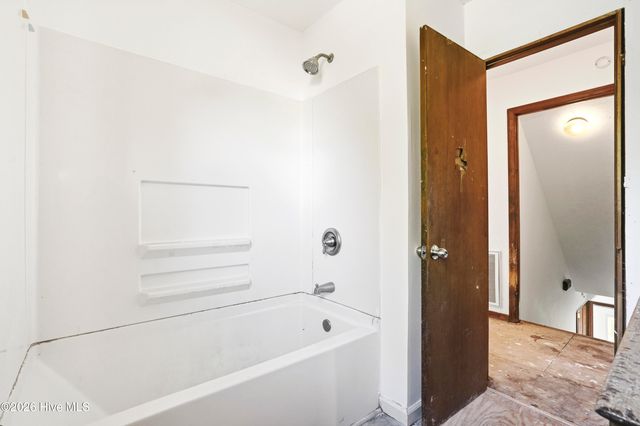 5100 Masonboro Loop Road, Wilmington, NC 28409