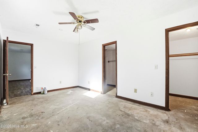 5100 Masonboro Loop Road, Wilmington, NC 28409