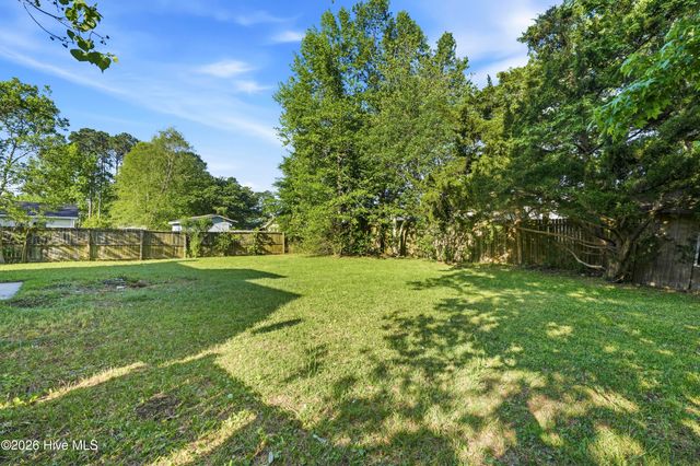 5100 Masonboro Loop Road, Wilmington, NC 28409