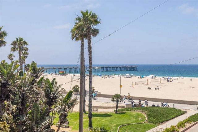 15 15th Street 19, Hermosa Beach, CA 90254