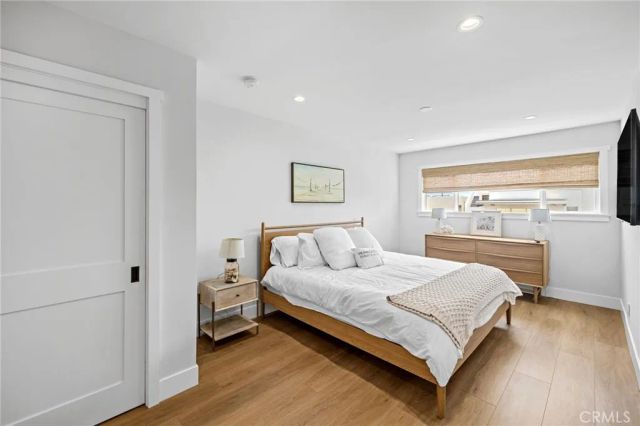 15 15th Street 19, Hermosa Beach, CA 90254