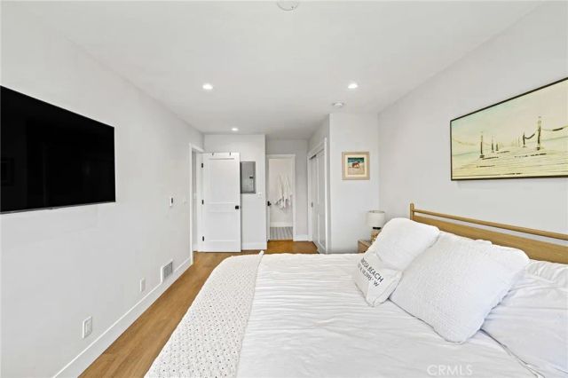 15 15th Street 19, Hermosa Beach, CA 90254