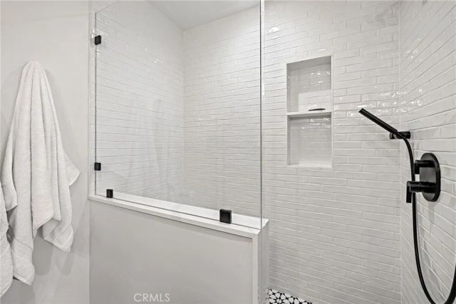 15 15th Street 19, Hermosa Beach, CA 90254