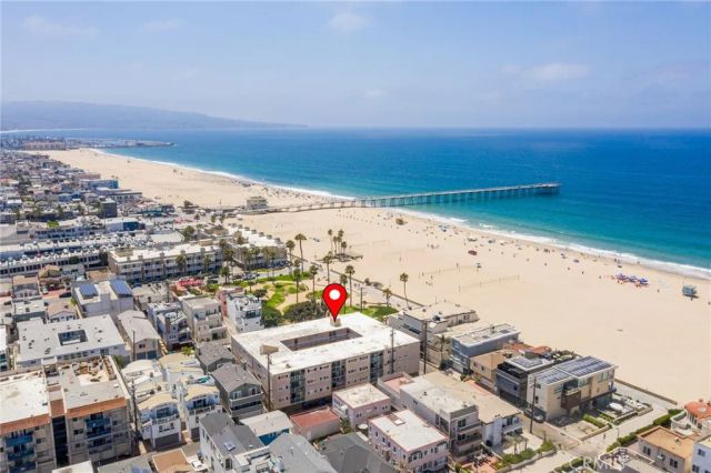 15 15th Street 19, Hermosa Beach, CA 90254
