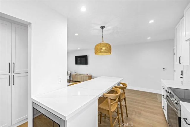 15 15th Street 19, Hermosa Beach, CA 90254