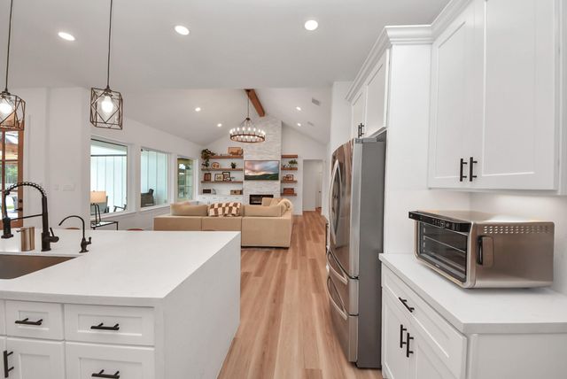 140 Quiet Springs Trail Street, Willis, TX 77378