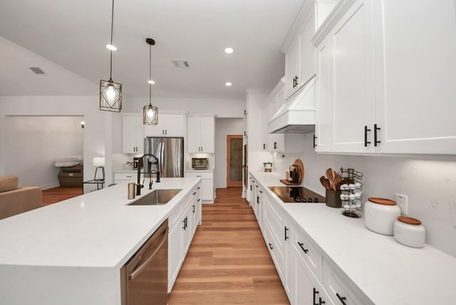 140 Quiet Springs Trail Street, Willis, TX 77378