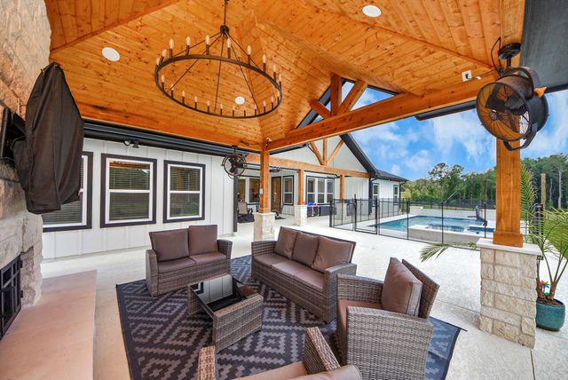 140 Quiet Springs Trail Street, Willis, TX 77378