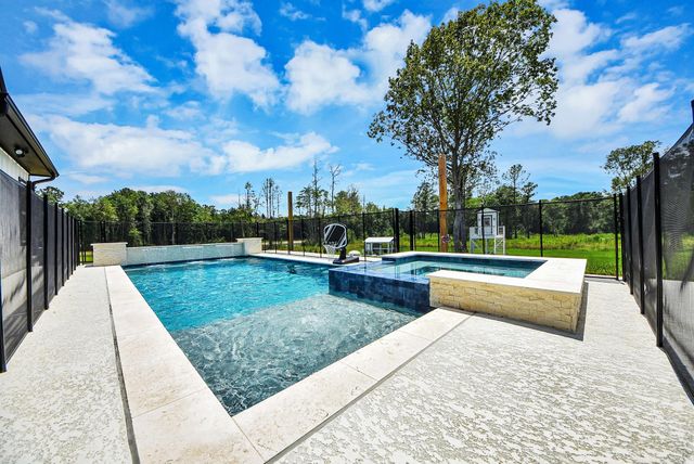 140 Quiet Springs Trail Street, Willis, TX 77378
