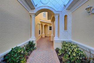 901 TRIANO CIRCLE 901, Venice, FL 34292