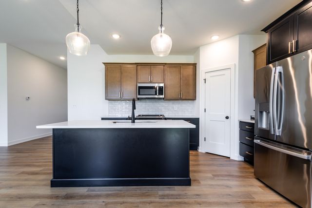 2620 LENTZ DR, Columbia, MO 65202