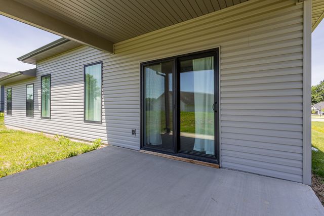 2620 LENTZ DR, Columbia, MO 65202