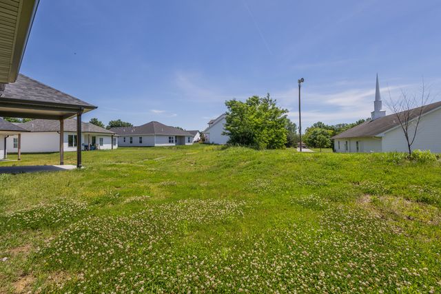 2620 LENTZ DR, Columbia, MO 65202