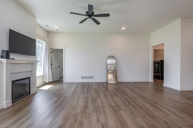 2620 LENTZ DR, Columbia, MO 65202