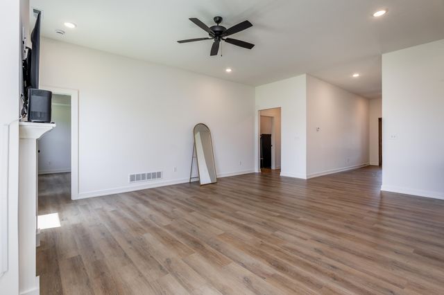 2620 LENTZ DR, Columbia, MO 65202