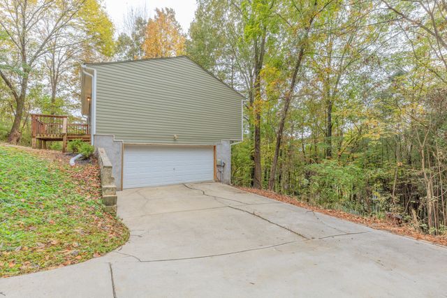 3 Fox Chase Street, Rossville, GA 30741