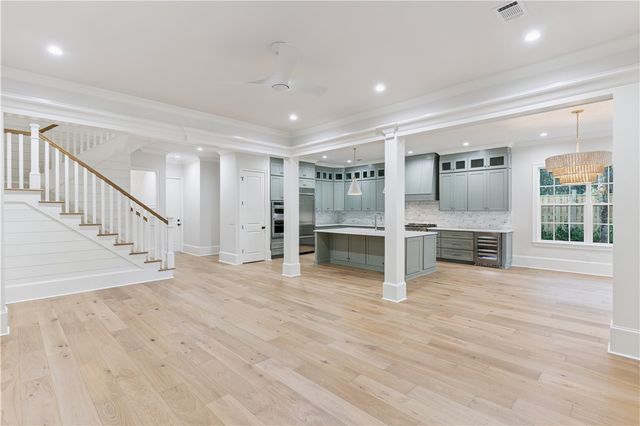 122 Red Bird Lane, St Simons Island, GA 31522