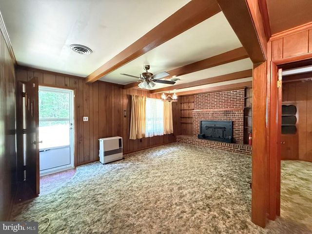 664 SANDY POINT RD, Heathsville, VA 22473