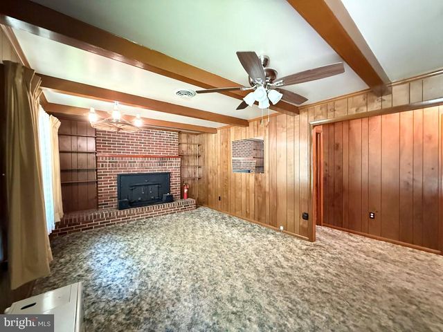 664 SANDY POINT RD, Heathsville, VA 22473