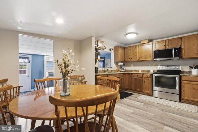 23 SEYFERT DR, Birdsboro, PA 19508