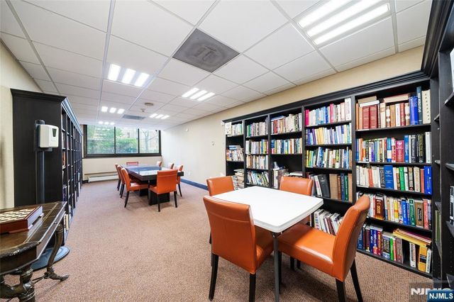 250 Gorge 14J, Cliffside Park, NJ 07010