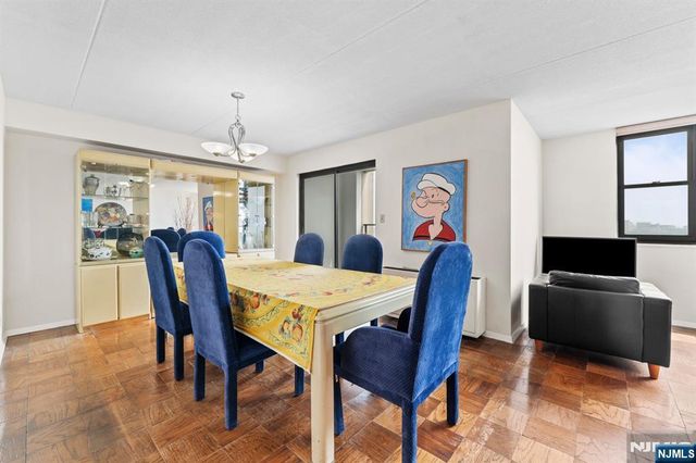 250 Gorge 14J, Cliffside Park, NJ 07010