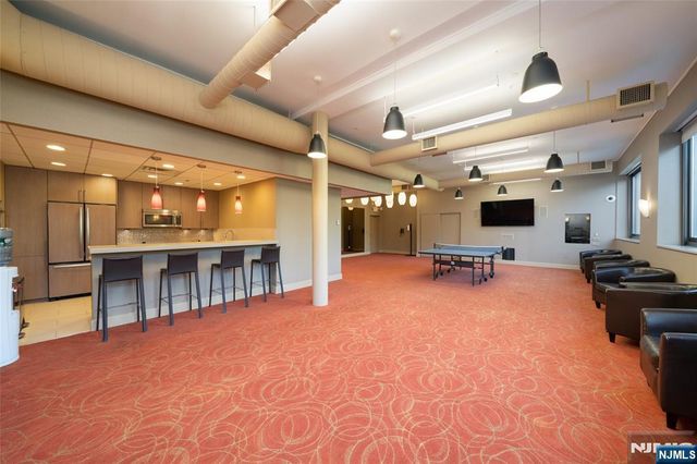 250 Gorge 14J, Cliffside Park, NJ 07010