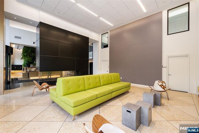 250 Gorge 14J, Cliffside Park, NJ 07010