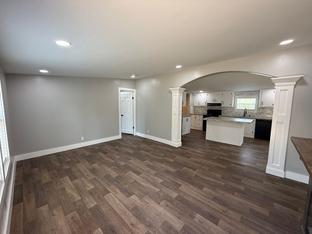 1176 Greenhill CT, Goodview, VA 24095