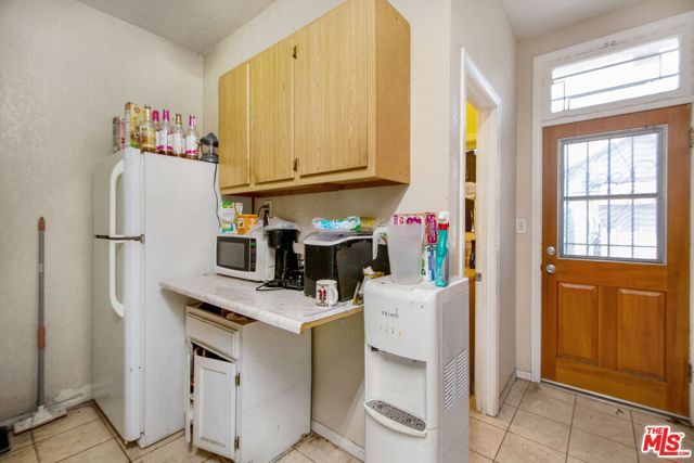 1975 W 48th Street, Los Angeles, CA 90062