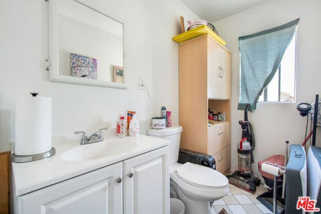 1975 W 48th Street, Los Angeles, CA 90062