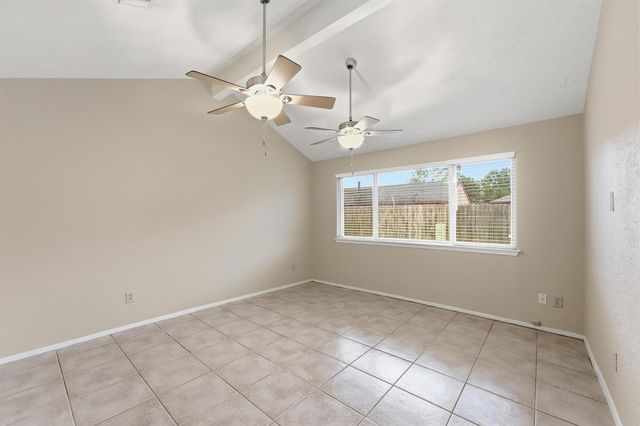 7226 Thicket Trail Drive, Humble, TX 77346