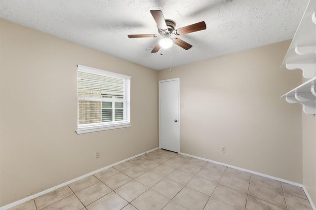 7226 Thicket Trail Drive, Humble, TX 77346