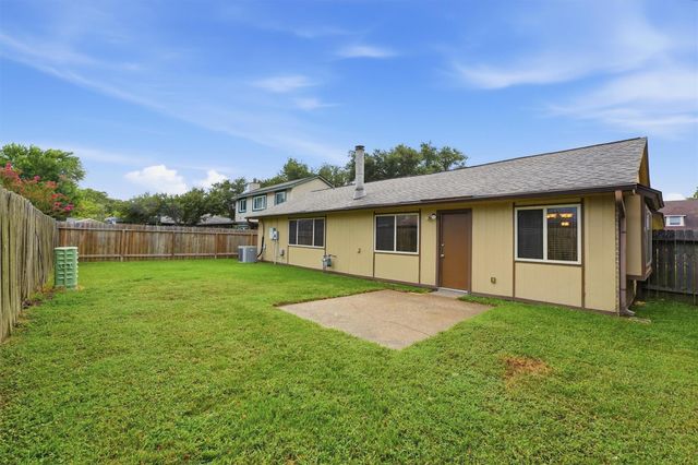 7226 Thicket Trail Drive, Humble, TX 77346