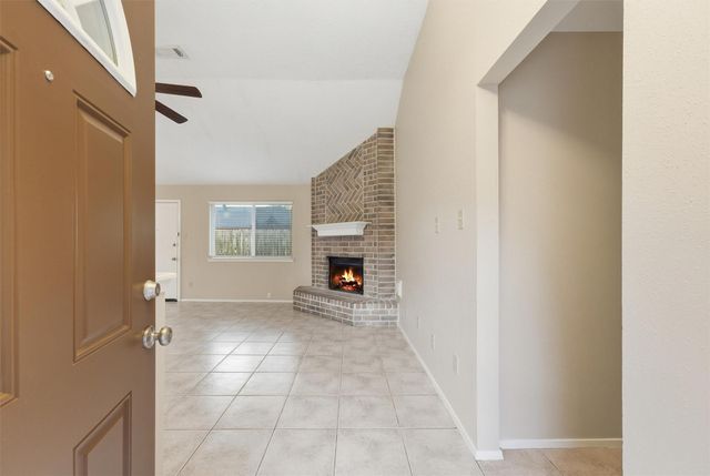 7226 Thicket Trail Drive, Humble, TX 77346