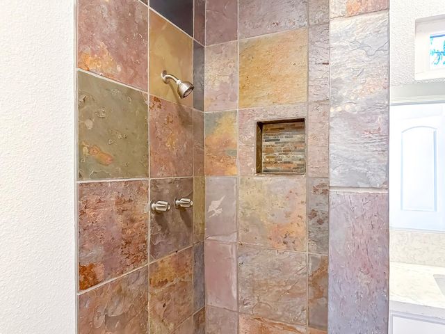 5276 Aspen Way, Olivehurst, CA 95961