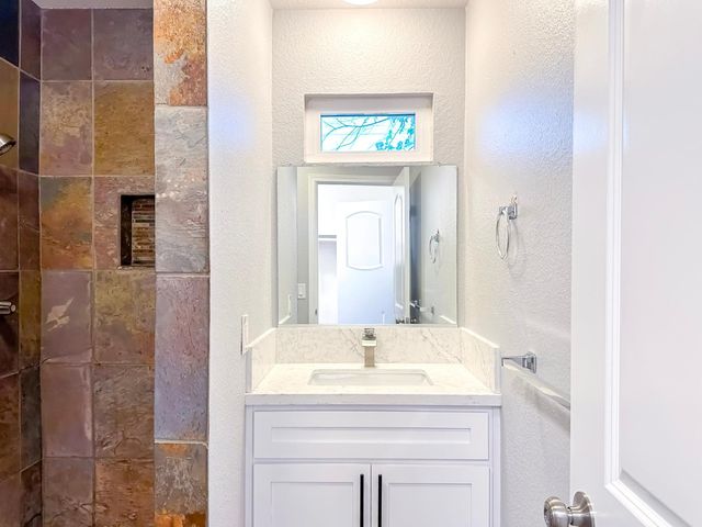 5276 Aspen Way, Olivehurst, CA 95961