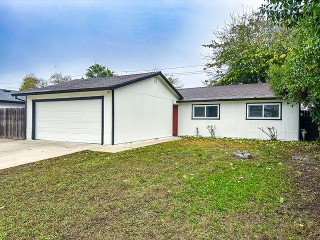 5276 Aspen Way, Olivehurst, CA 95961