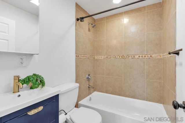 979 Connecticut, Imperial Beach, CA 91932