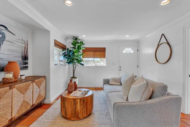 979 Connecticut, Imperial Beach, CA 91932