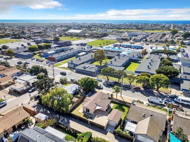 979 Connecticut, Imperial Beach, CA 91932