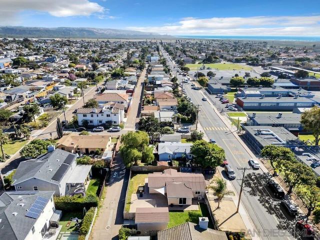 979 Connecticut, Imperial Beach, CA 91932