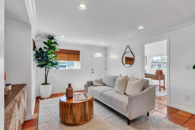 979 Connecticut, Imperial Beach, CA 91932