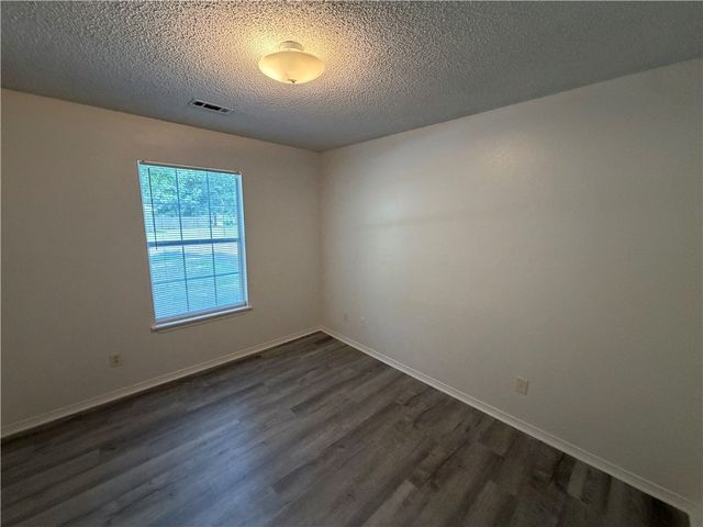 1272 Tradition Avenue, Fayetteville, AR 72704