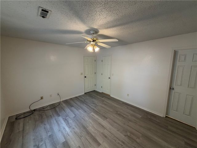 1272 Tradition Avenue, Fayetteville, AR 72704