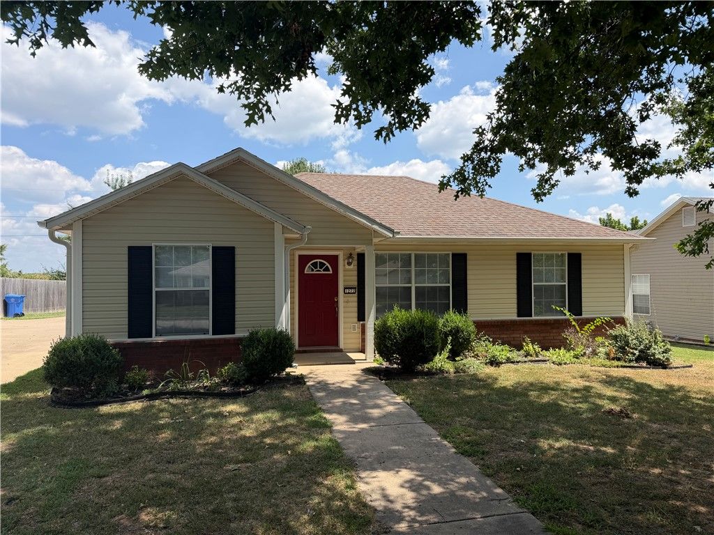 1272 Tradition Avenue, Fayetteville, AR 72704