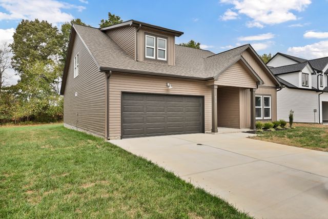 472 Herman Dr, Clarksville, TN 37042