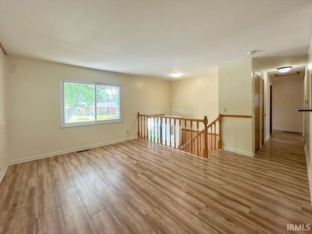 1213 MAPLEWOOD Drive, Kokomo, IN 46902