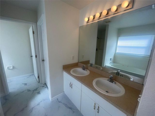 24 SAWFISH COURT, Poinciana, FL 34759