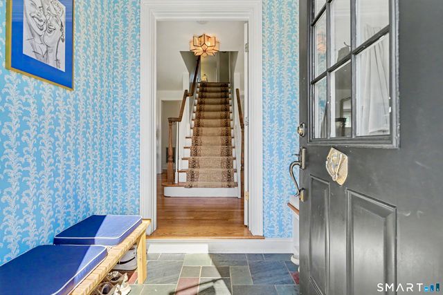 11 Oldfield Drive, Fairfield, CT 06824